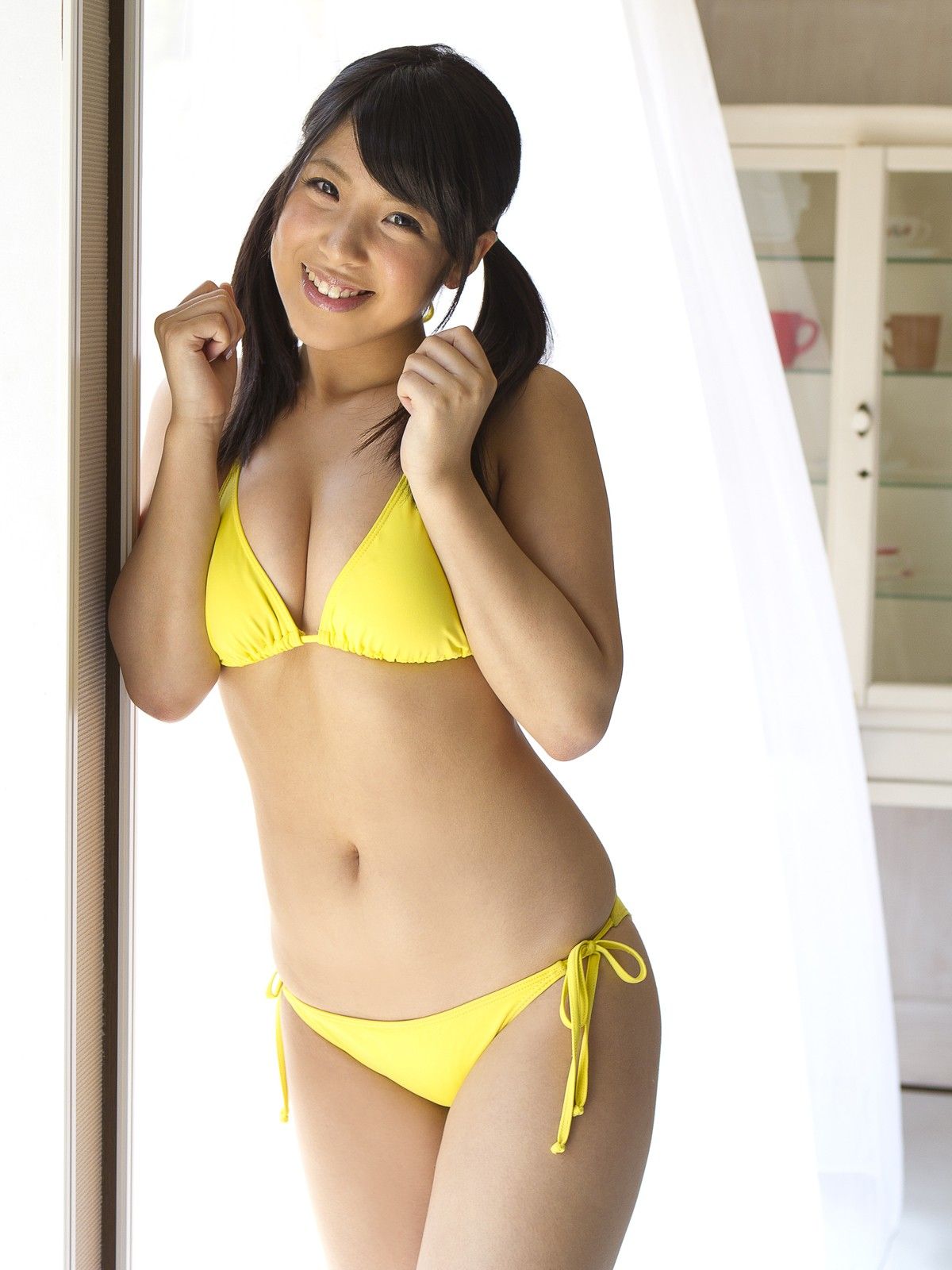 [Sabra美女写真] 2011.10.27 田井中茉莉亜 StrictlyGirls1