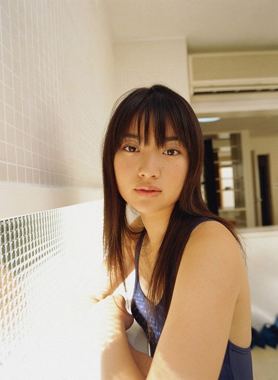 [YS Web套图] 2004.12 Vol.106 Miku Ishida 石田未来 噂の彼女-UNDERAGE!3