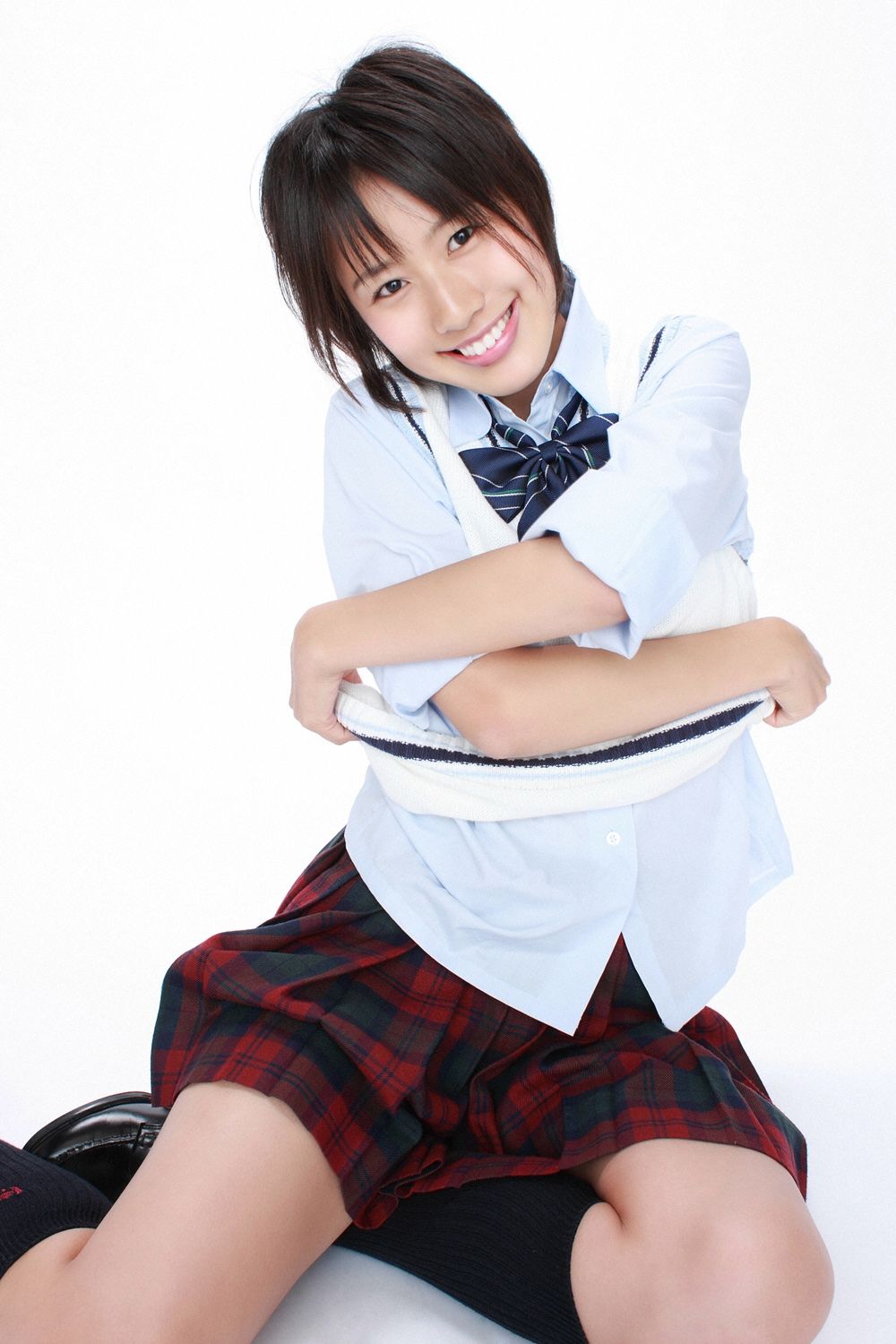 [YS Web套图] 2009.10 Vol.321 Maaya Morinaga 守永真彩 乙女学院 アイドル界のサラブレッド入学!!1