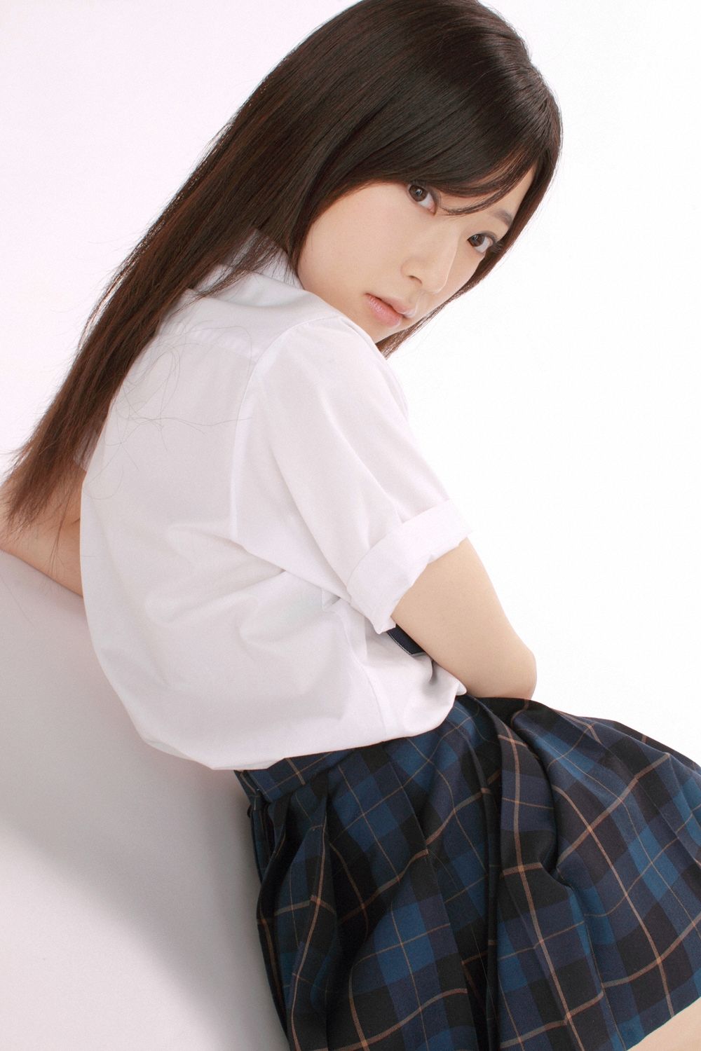 [YS Web套图] Vol.512 Mika Narumi 成実美香 黑髮おねえサマー入學!2